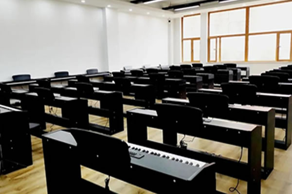 钢琴教室 